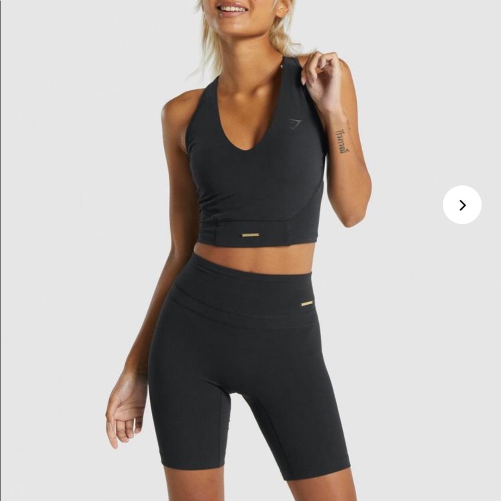 Whitney Simmons Crop top